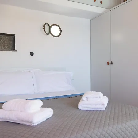 Ceramic Lempesis House *